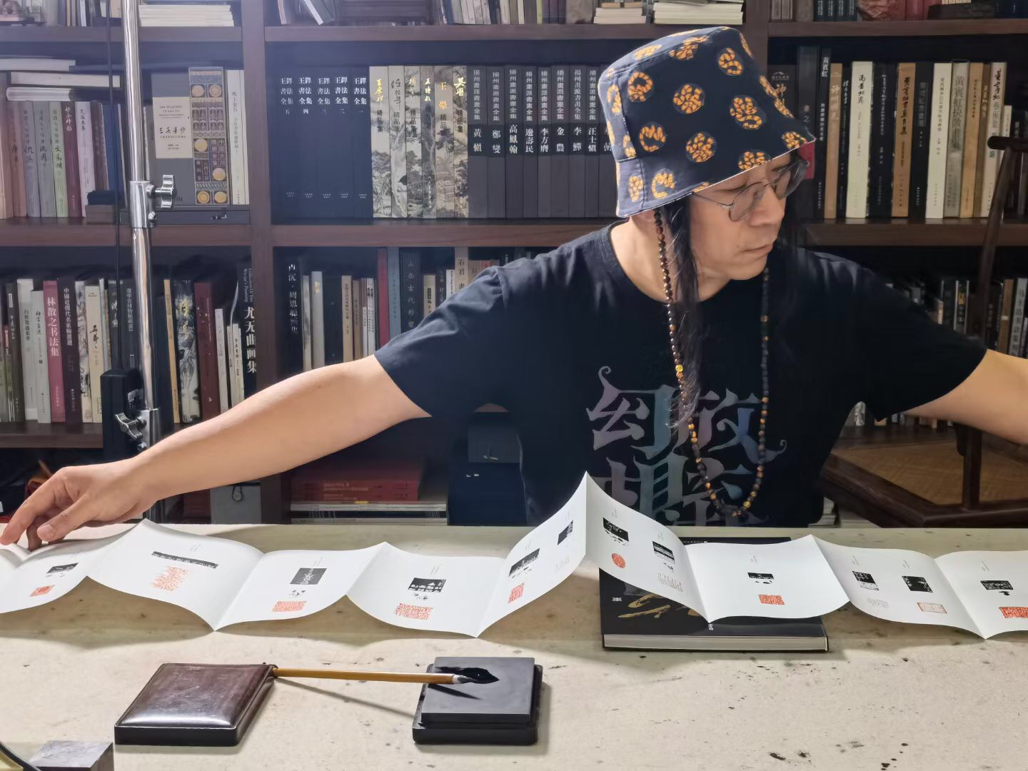 藝術(shù)家設計的帽子